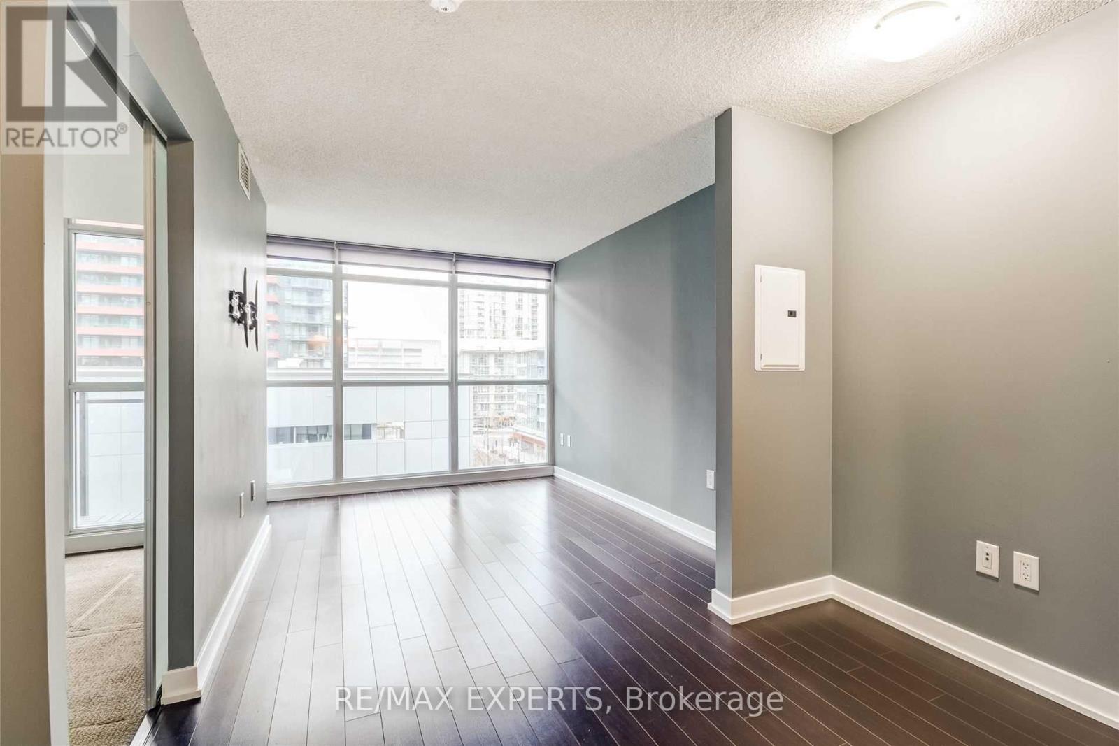 605 - 8 Telegram Mews, Toronto, Ontario  M5V 3Z5 - Photo 12 - C13114408