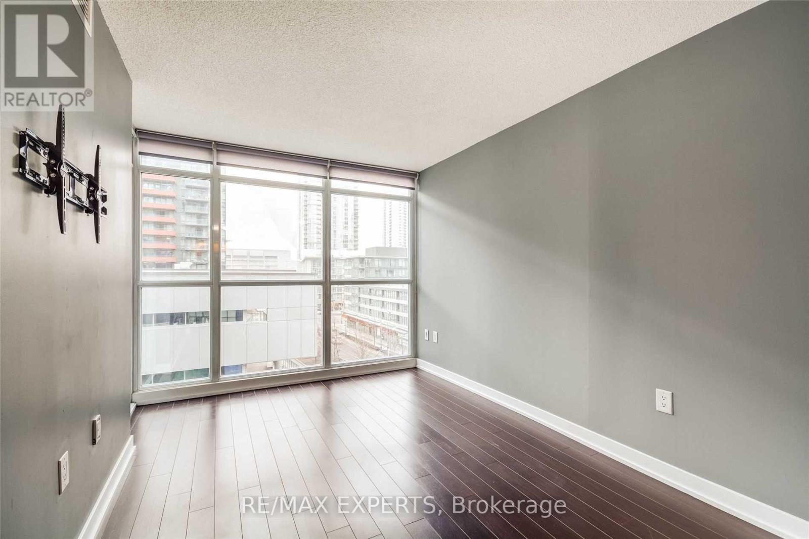 605 - 8 Telegram Mews, Toronto, Ontario  M5V 3Z5 - Photo 14 - C13114408