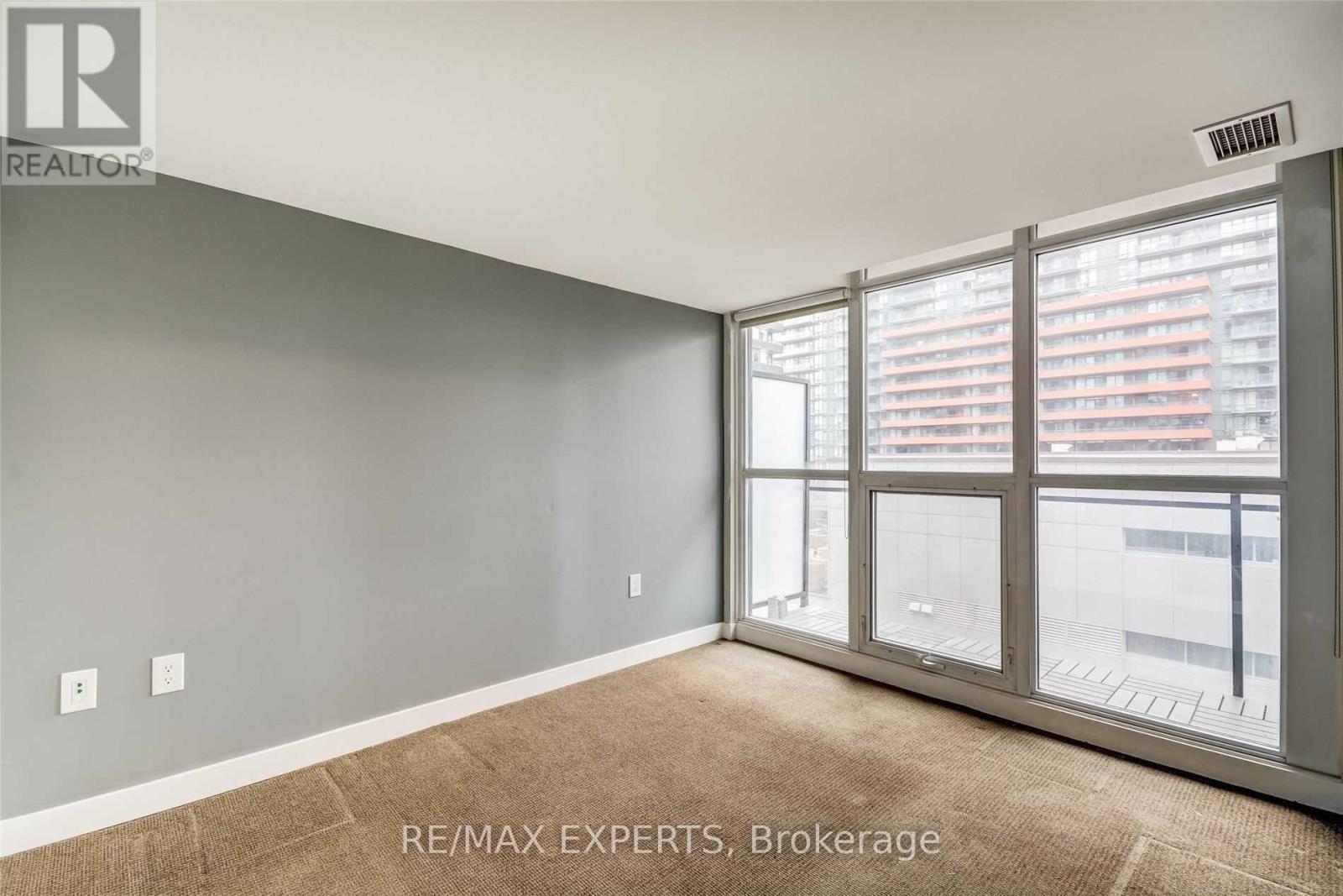605 - 8 Telegram Mews, Toronto, Ontario  M5V 3Z5 - Photo 17 - C13114408