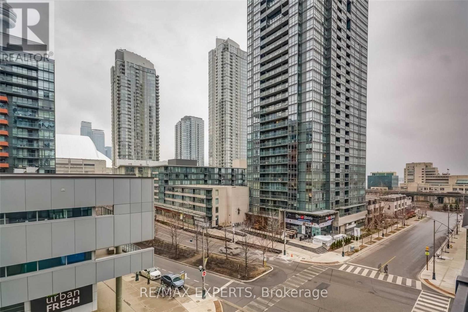 605 - 8 Telegram Mews, Toronto, Ontario  M5V 3Z5 - Photo 26 - C13114408