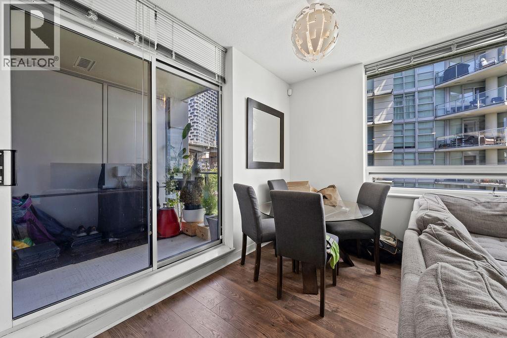 806 633 Kinghorne Mews, Vancouver, British Columbia  V6Z 3H3 - Photo 10 - R3122423
