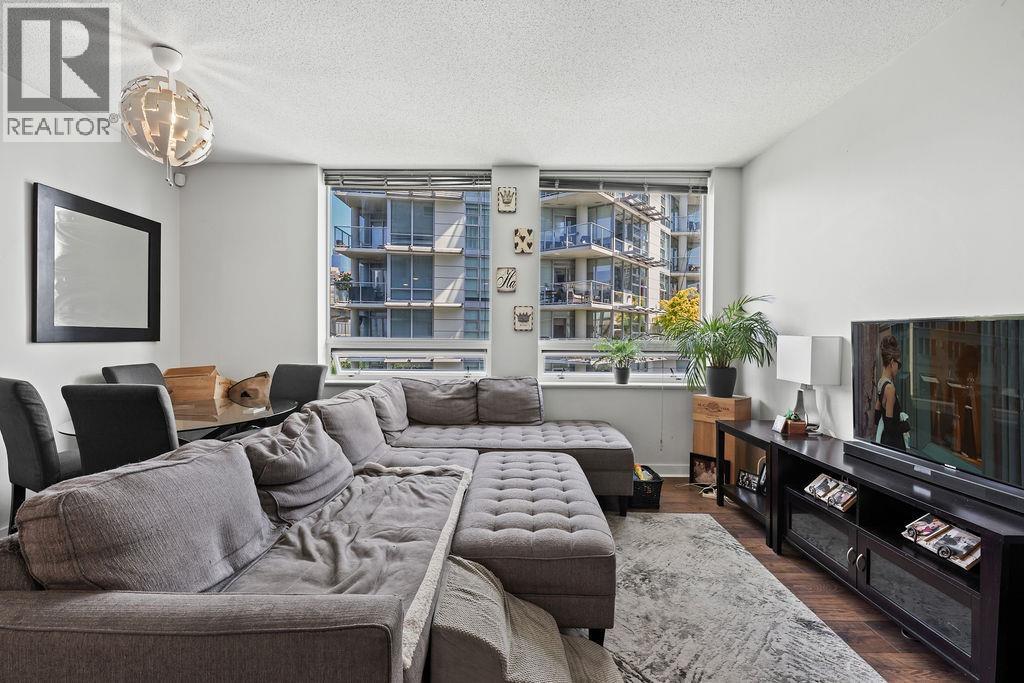 806 633 Kinghorne Mews, Vancouver, British Columbia  V6Z 3H3 - Photo 11 - R3122423