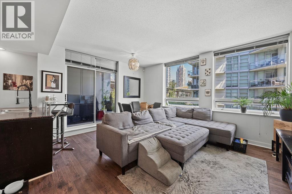806 633 Kinghorne Mews, Vancouver, British Columbia  V6Z 3H3 - Photo 13 - R3122423