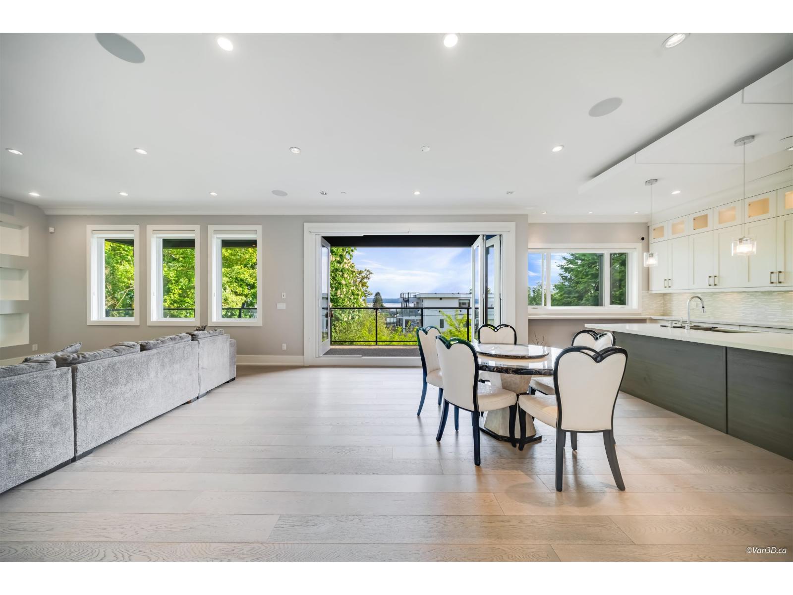15764 Buena Vista Avenue, White Rock, British Columbia  V4B 2A1 - Photo 35 - R3121957