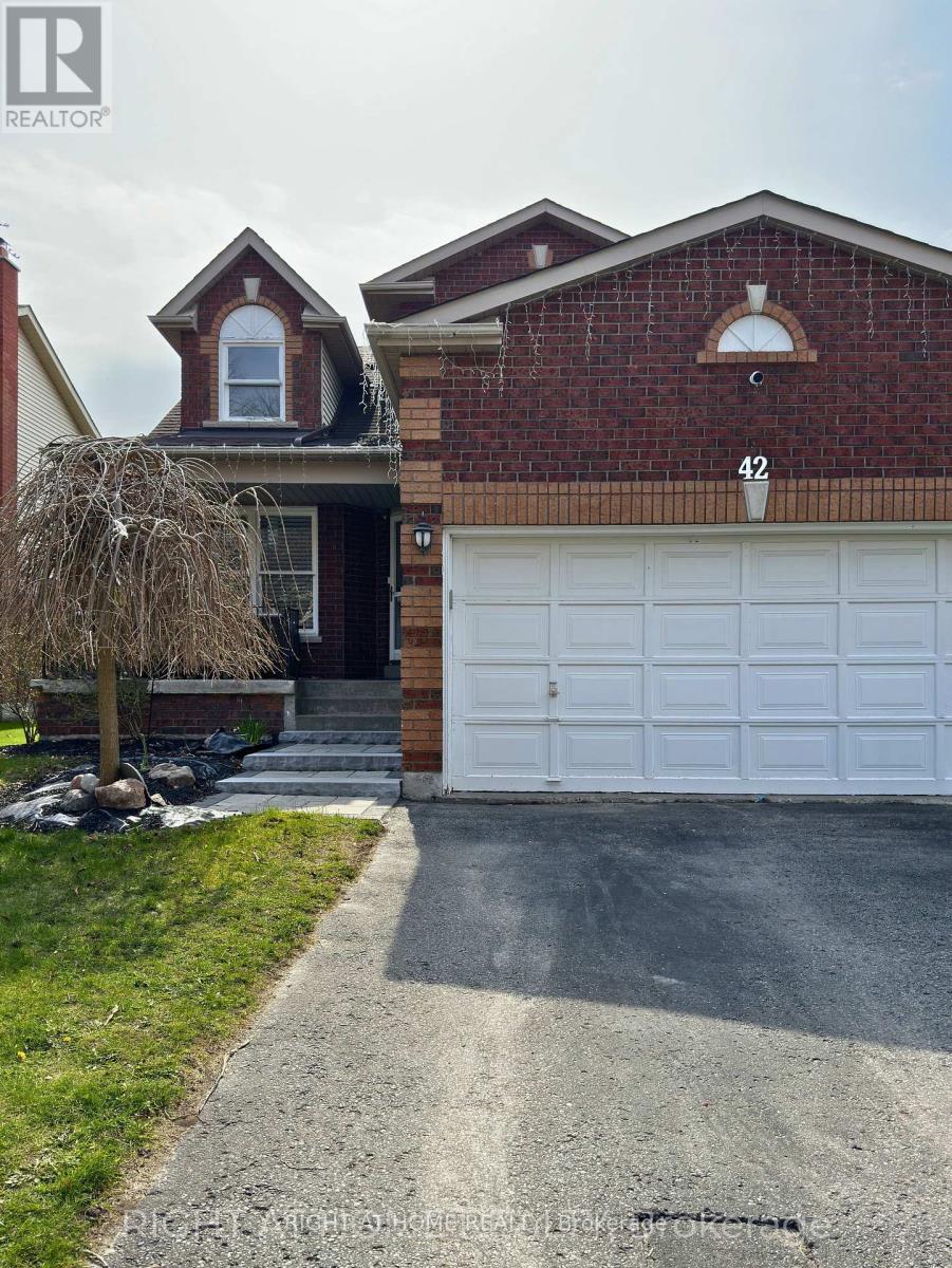 42 BROWNELL STREET, Whitby, Ontario