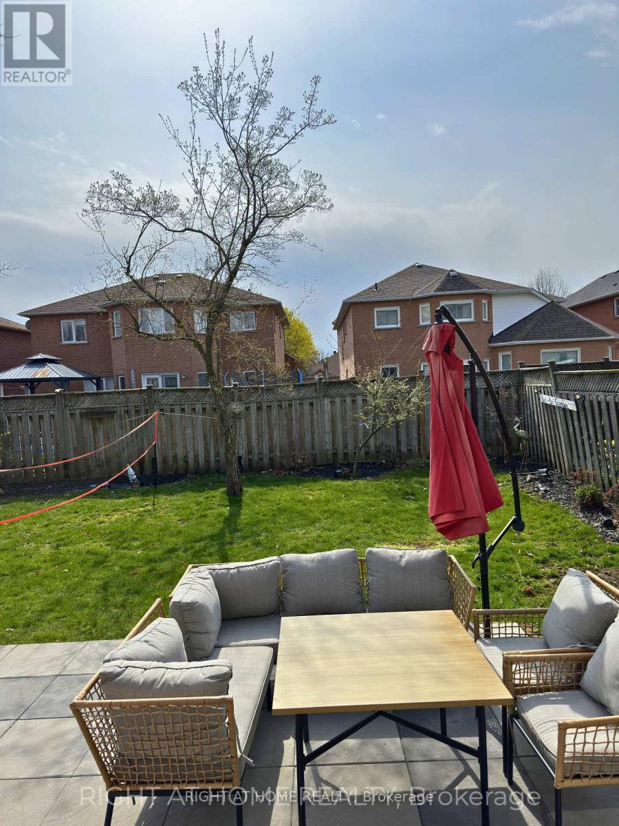 42 Brownell Street, Whitby, Ontario L1R 2E9 - Photo 32 - E13114406