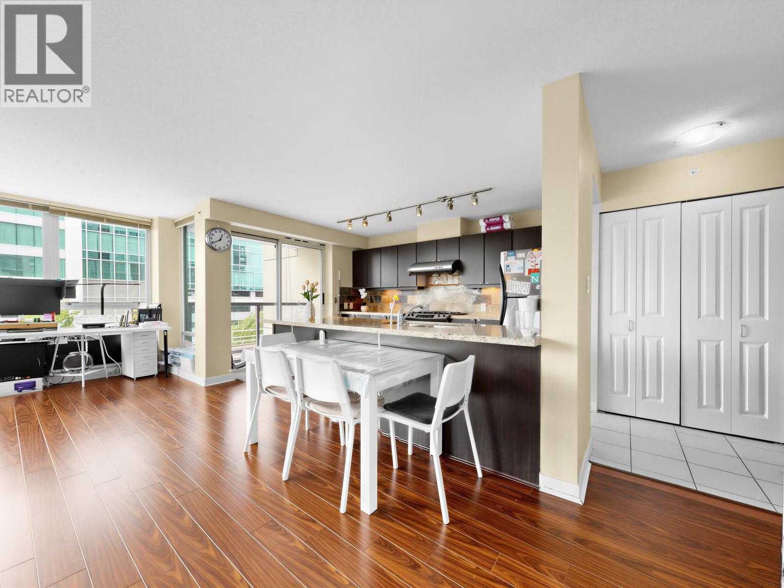 607 6068 No.3 Road, Richmond, British Columbia  V6Y 4M7 - Photo 9 - R3121247