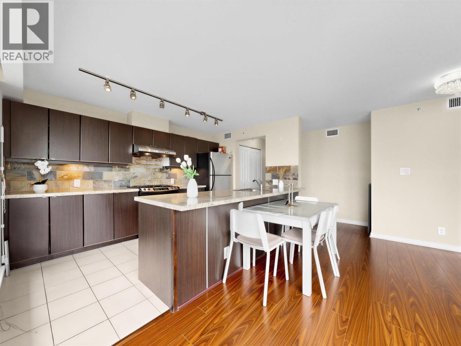 607 6068 No.3 Road, Richmond, British Columbia  V6Y 4M7 - Photo 8 - R3121247