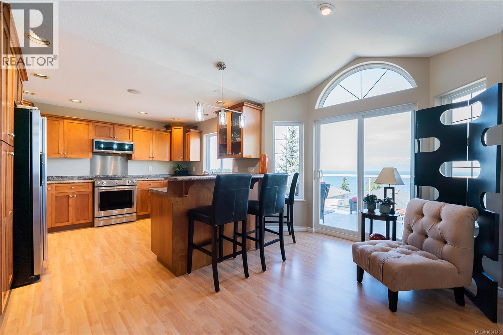 3893 Gulfview Dr, Nanaimo, British Columbia  V9T 6E2 - Photo 2 - 1034743