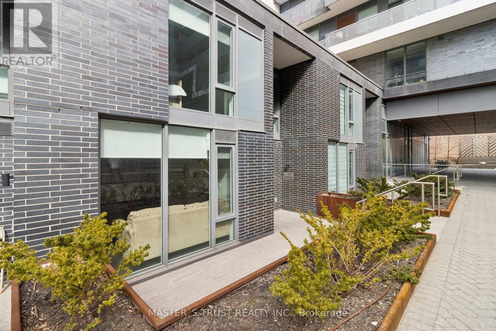 Th109 - 160 Flemington Road E, Toronto, Ontario  M6A 0A9 - Photo 3 - W13114414