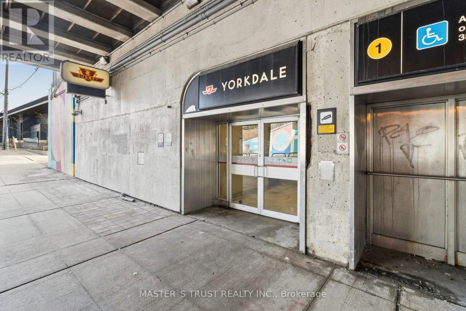 Th109 - 160 Flemington Road E, Toronto, Ontario  M6A 0A9 - Photo 35 - W13114414