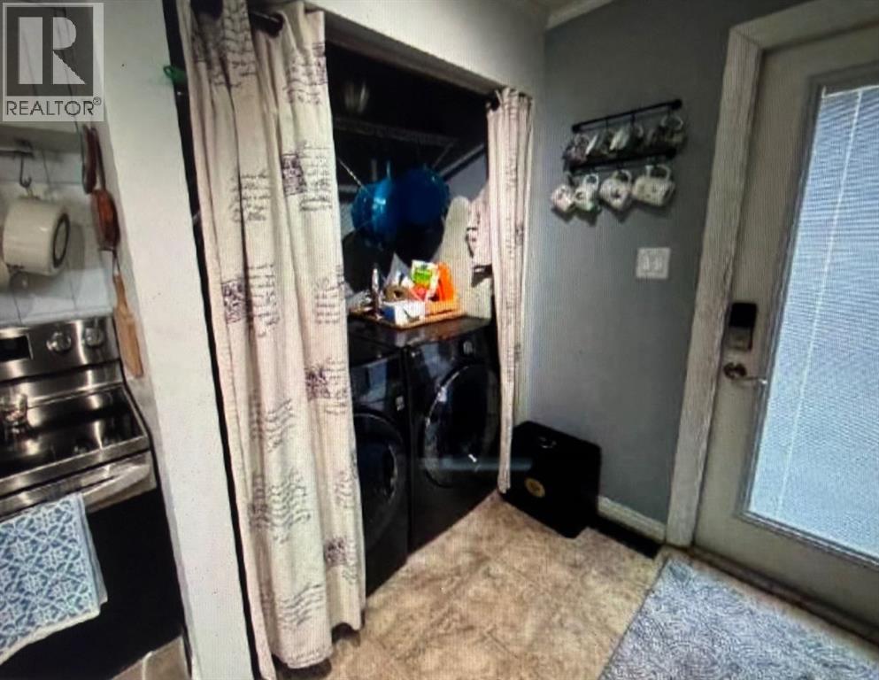 1241 8 Avenue S, Lethbridge, Alberta  T1J 1R2 - Photo 9 - A2309294