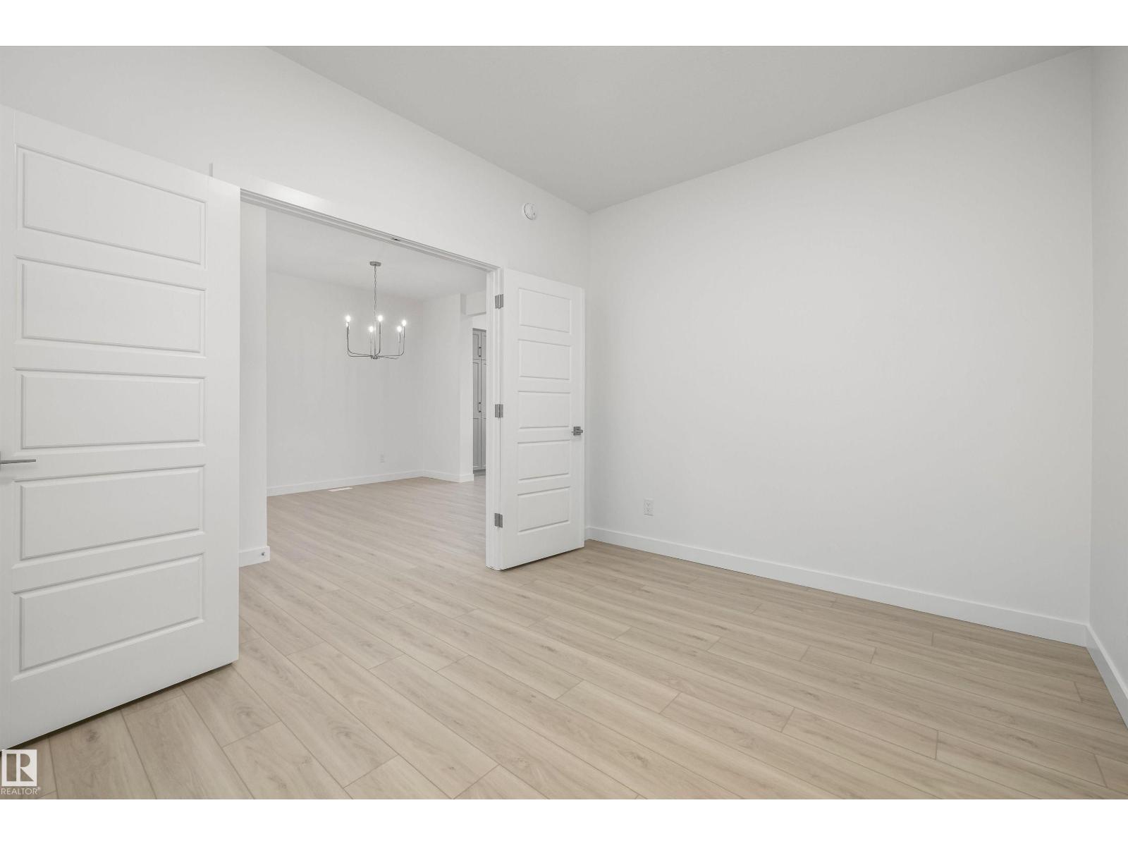 17615 7 St Ne, Edmonton, Alberta  T5Y 4K3 - Photo 7 - E4475089