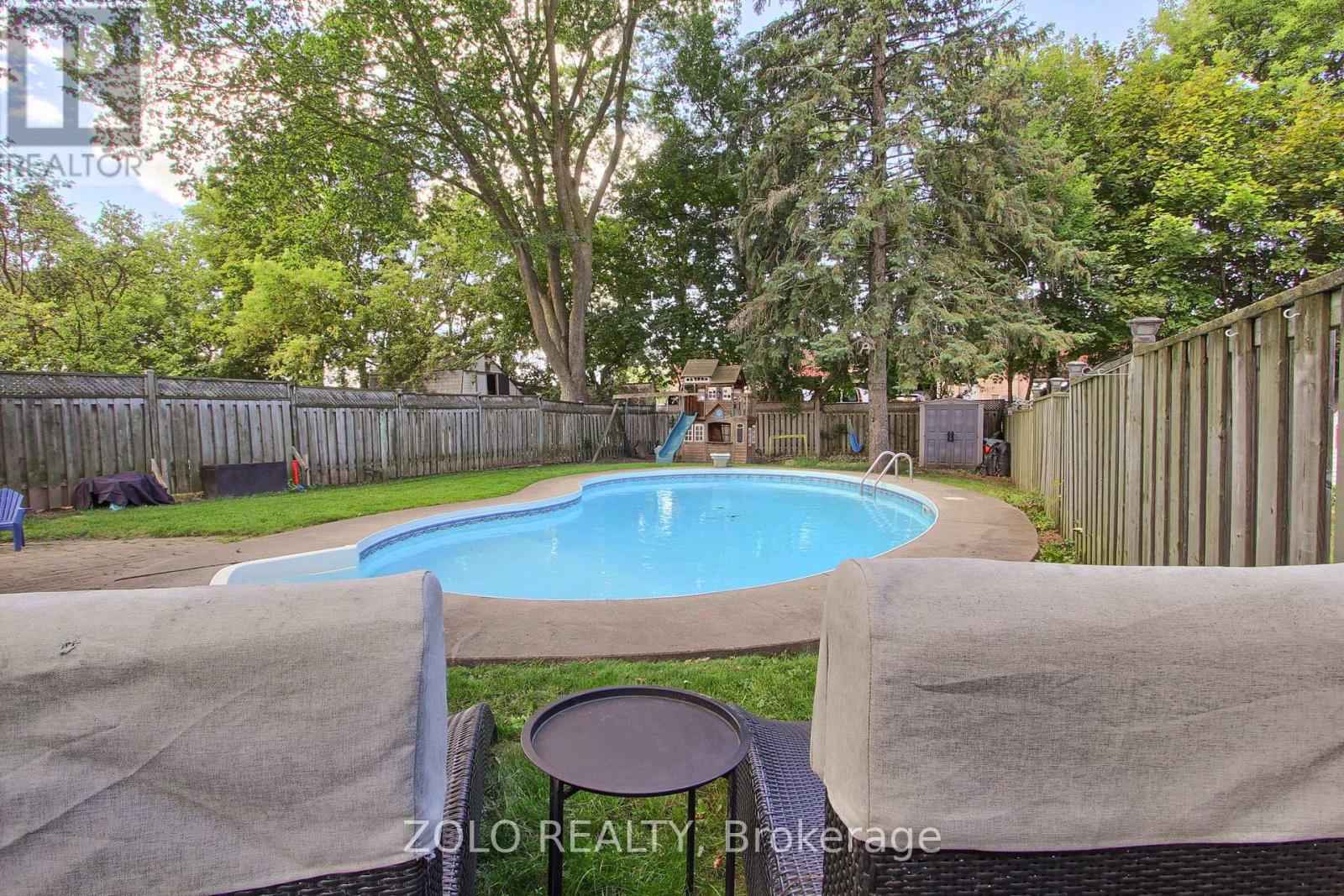 388 Terry Drive, Newmarket, Ontario  L3Y 5E7 - Photo 43 - N12922228