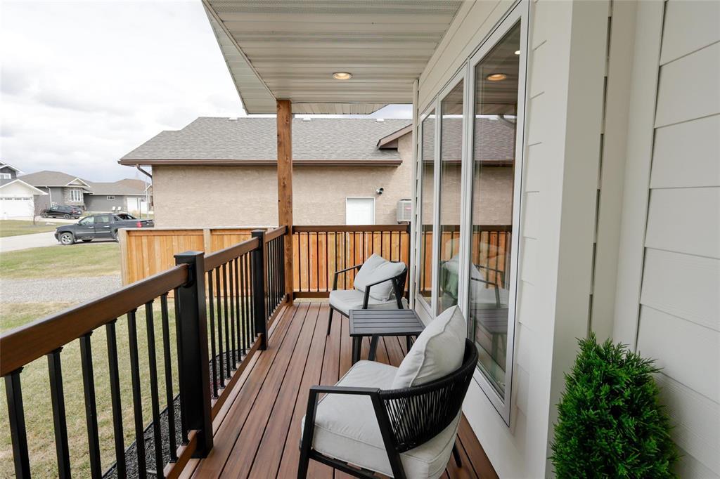 621 Lucille Bay, St Adolphe, Manitoba  R5A 0A5 - Photo 3 - 202609783