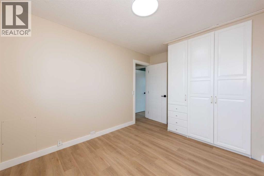 46 Marbrooke Circle Ne, Calgary, Alberta  T2A 2W4 - Photo 13 - A2304802