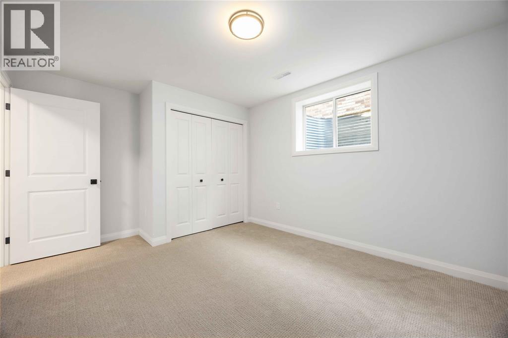 230 Nicholas Street, Sarnia photo 37