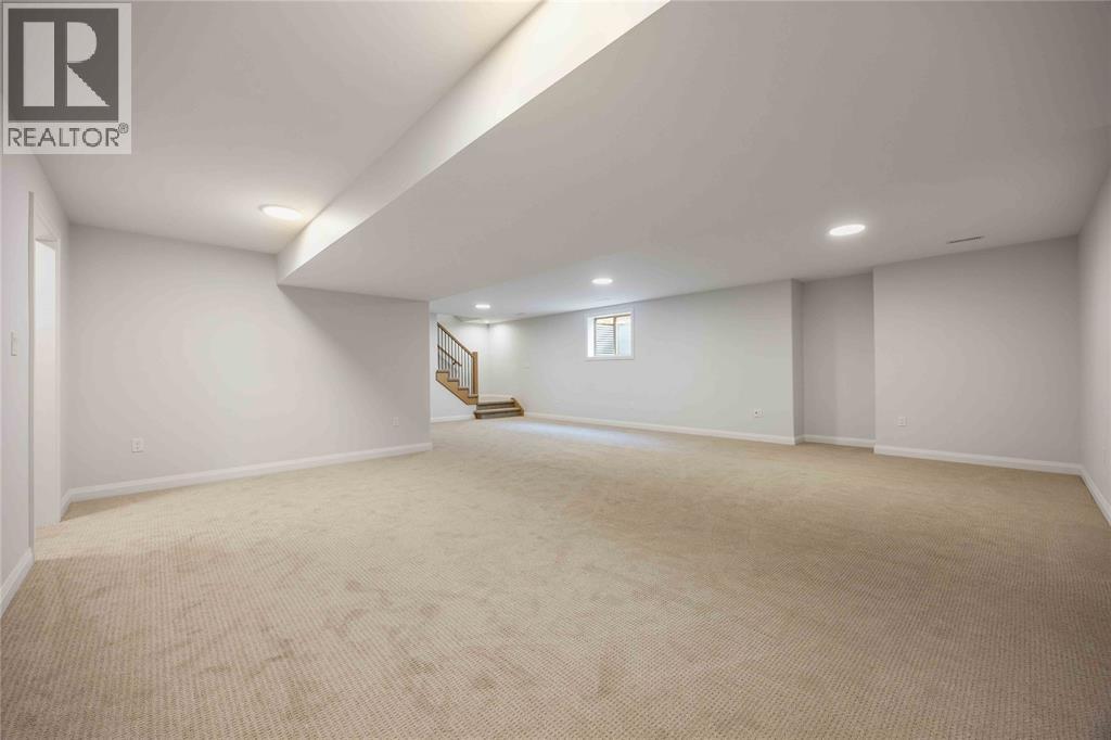 230 Nicholas Street, Sarnia photo 32
