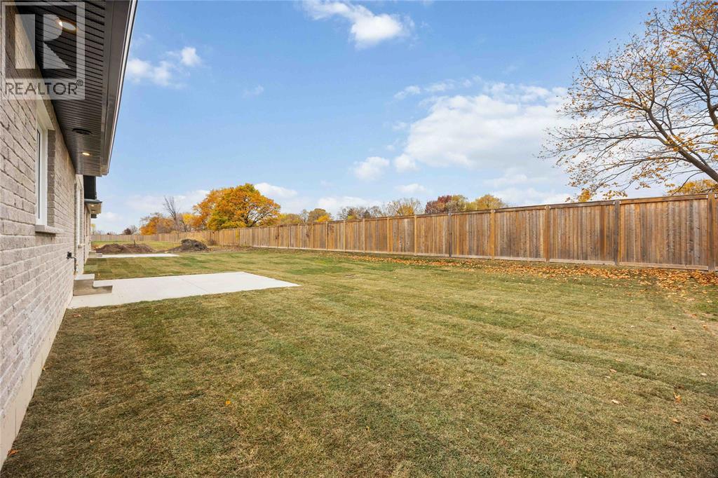 230 Nicholas Street, Sarnia photo 43