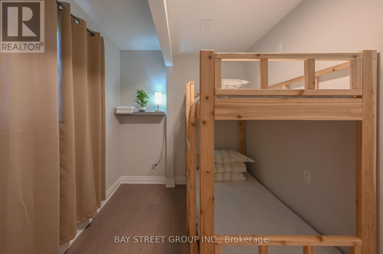 4534 Morrison Street, Niagara Falls, Ontario  L2E 2B5 - Photo 18 - X13114470