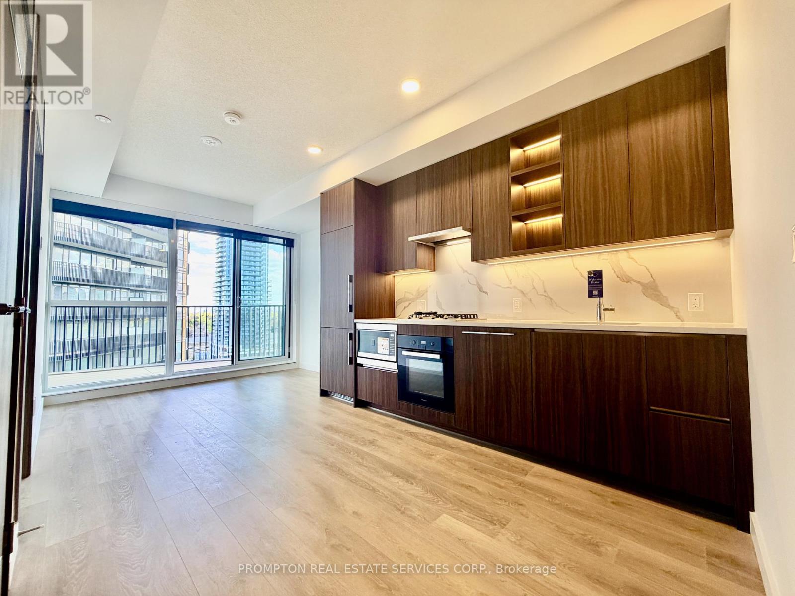 1212 - 75 BILLES HEIGHTS, Toronto, Ontario