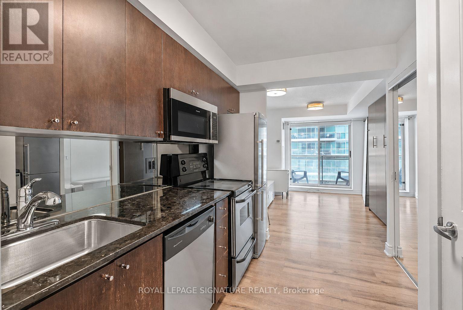 614 - 50 Lynn Williams Street, Toronto, Ontario  M6K 3R9 - Photo 5 - C13114454