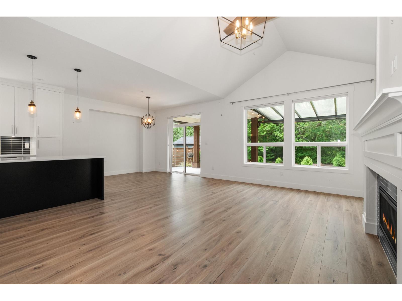 61 1885 Columbia Valley Road, Cultus Lake South, Lindell Beach, British Columbia  V2R 1J8 - Photo 11 - R3122003