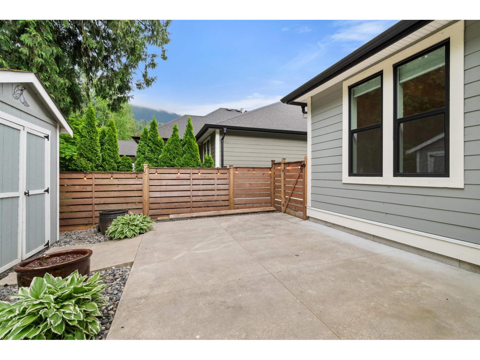 61 1885 Columbia Valley Road, Cultus Lake South, Lindell Beach, British Columbia  V2R 1J8 - Photo 30 - R3122003