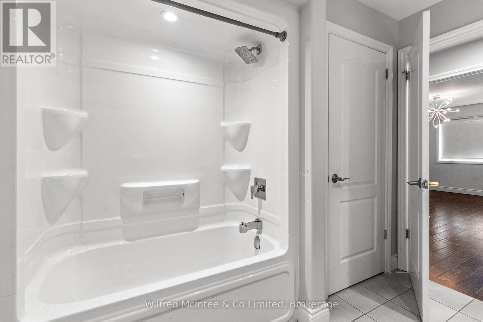 105 12th Avenue A Avenue, Hanover, Ontario N4N 3V1 - Photo 17 - X13114440