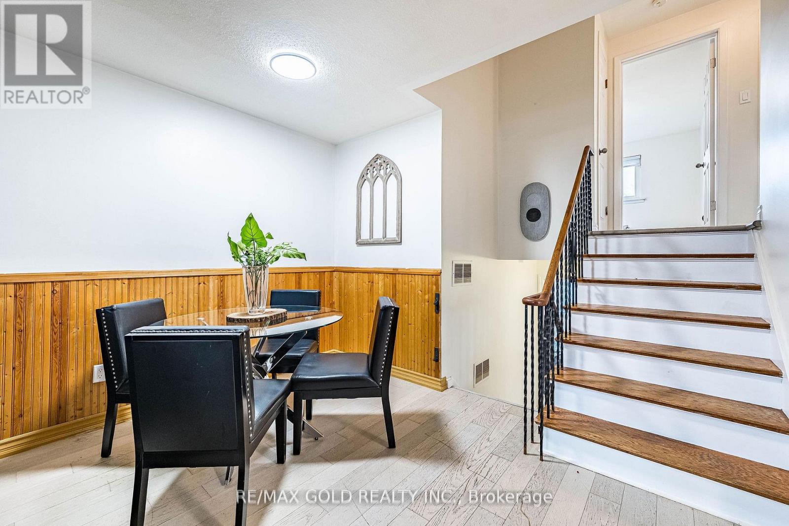 52 Garfield Crescent, Brampton, Ontario  L6V 1V8 - Photo 15 - W13114438
