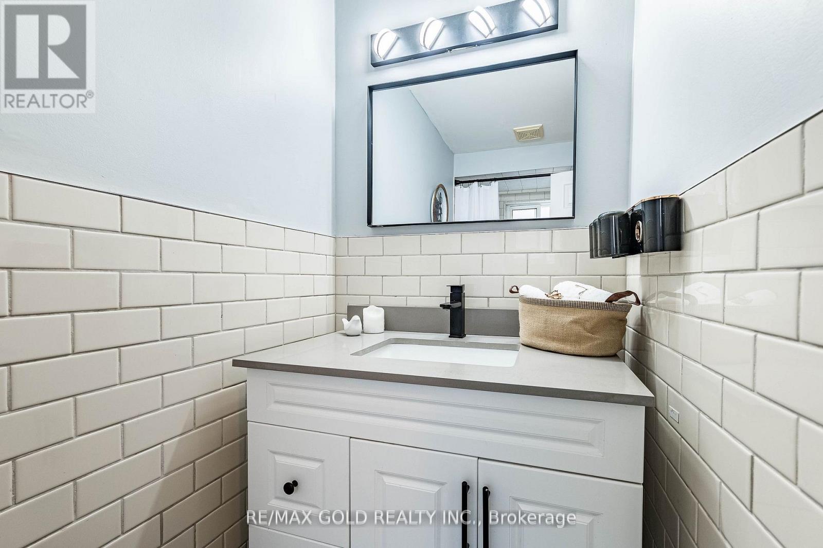 52 Garfield Crescent, Brampton, Ontario  L6V 1V8 - Photo 27 - W13114438