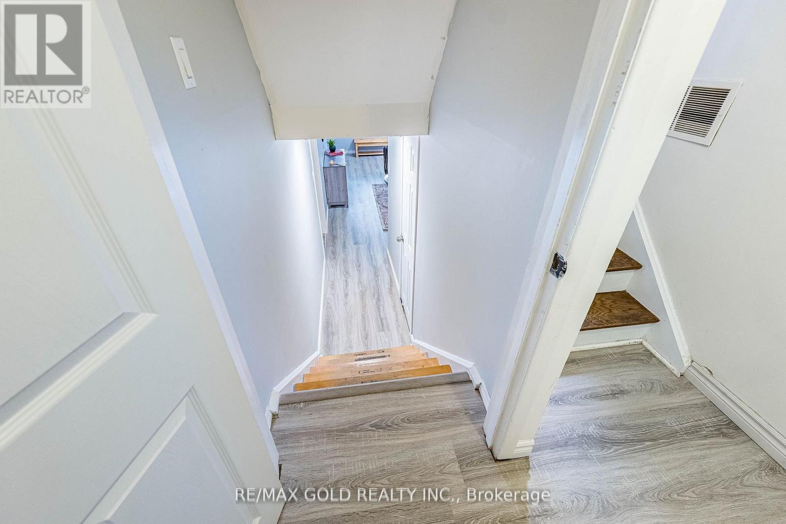 52 Garfield Crescent, Brampton, Ontario  L6V 1V8 - Photo 30 - W13114438