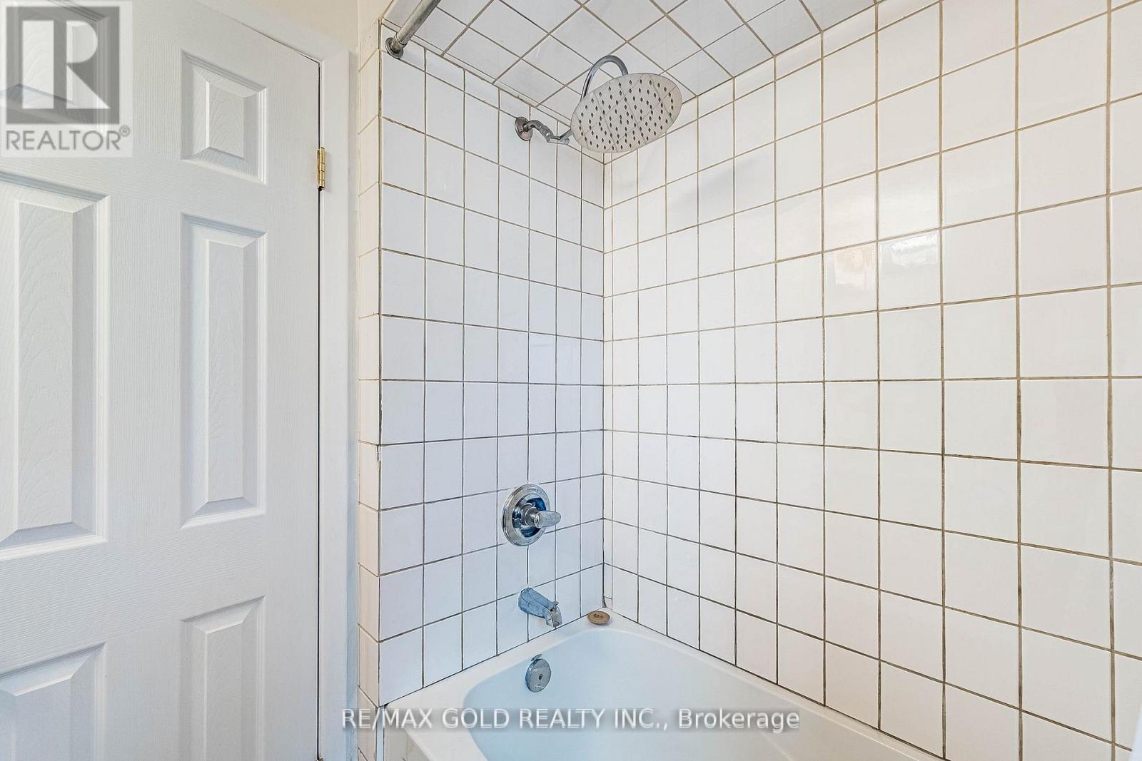 52 Garfield Crescent, Brampton, Ontario  L6V 1V8 - Photo 31 - W13114438