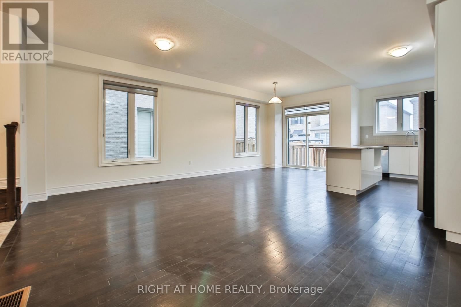 Upper - 25 Hubbell Road, Brampton, Ontario  L6Y 1P3 - Photo 10 - W13114442