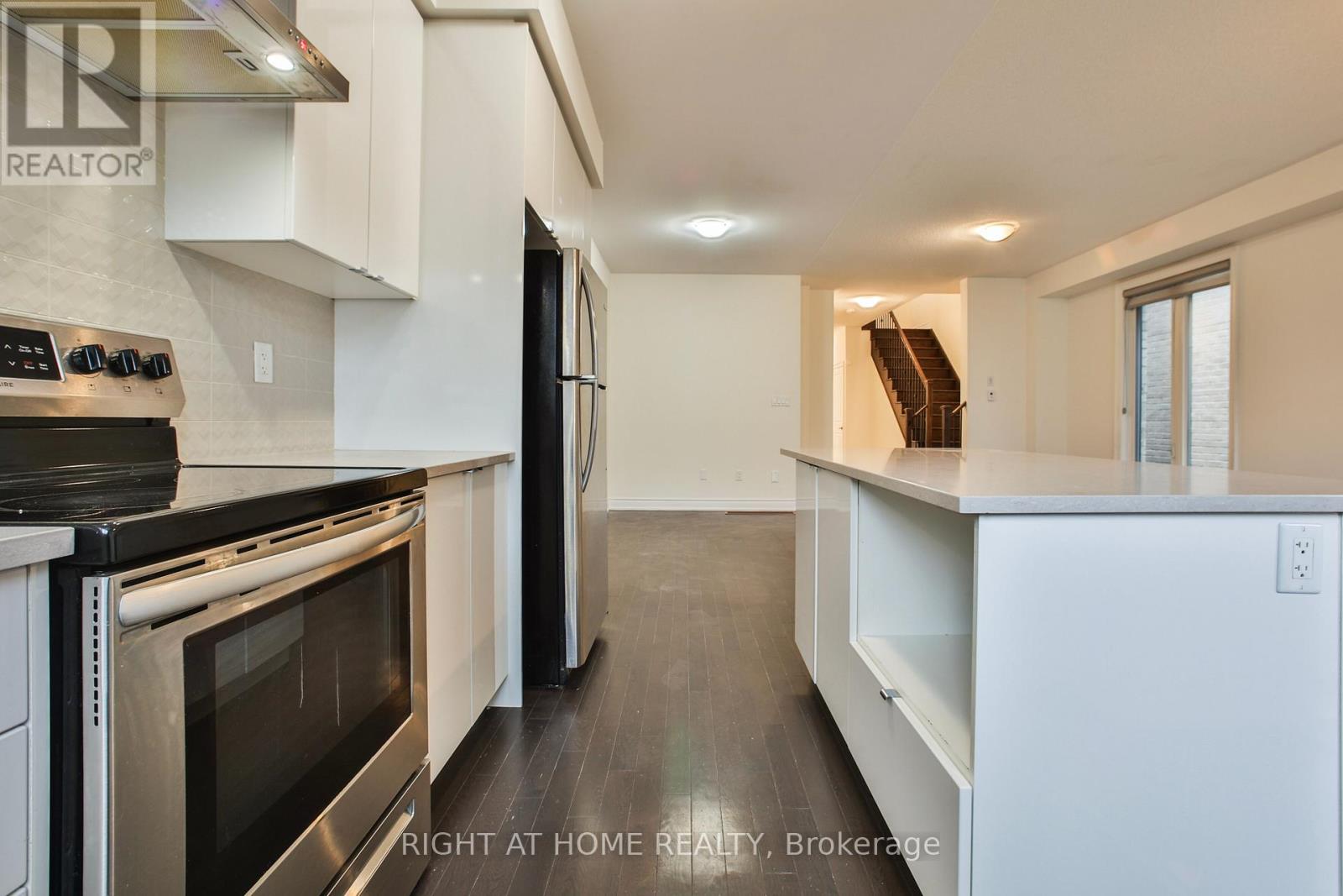 Upper - 25 Hubbell Road, Brampton, Ontario  L6Y 1P3 - Photo 16 - W13114442