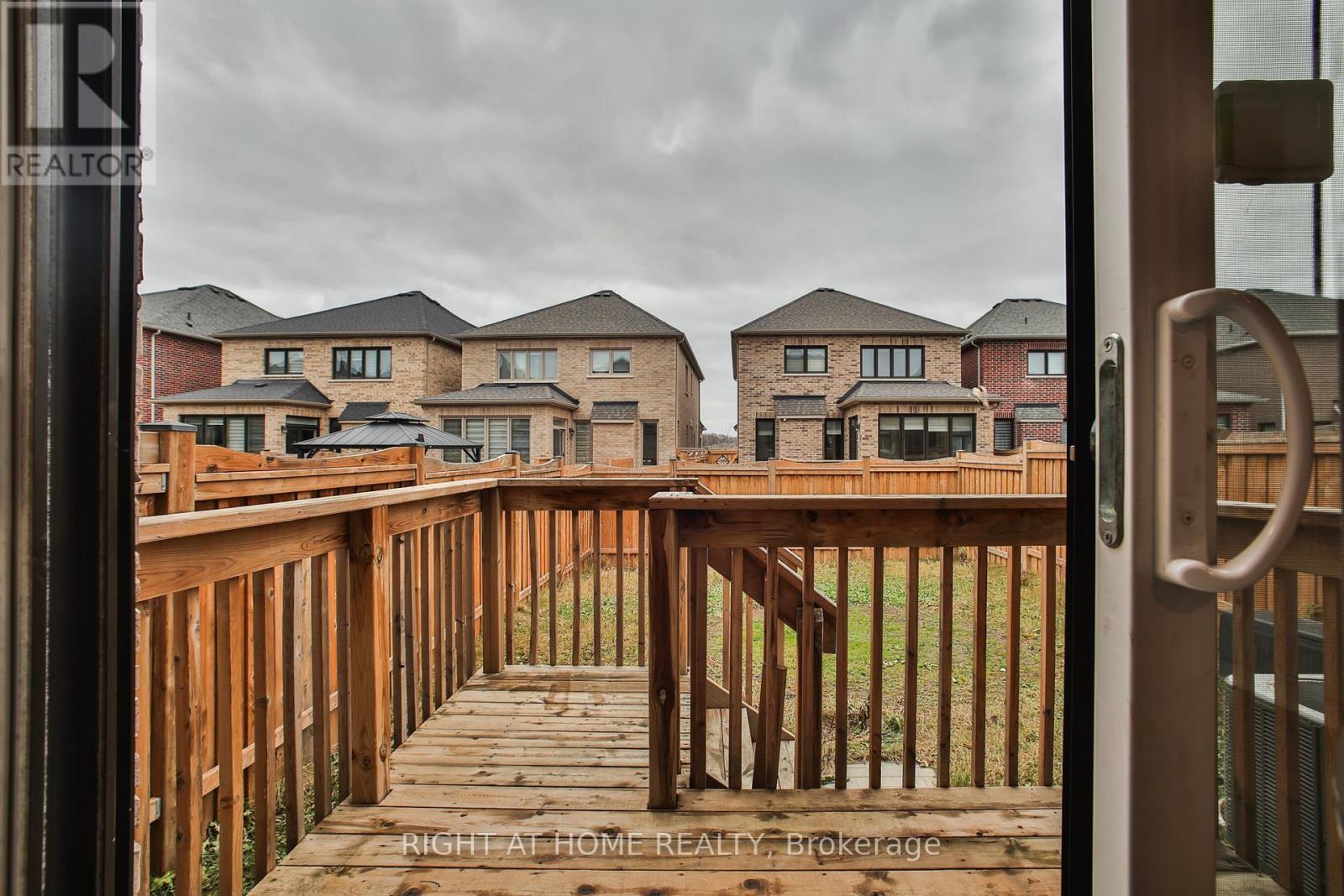 Upper - 25 Hubbell Road, Brampton, Ontario  L6Y 1P3 - Photo 20 - W13114442