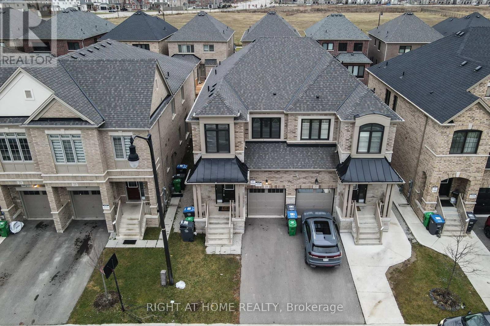 Upper - 25 Hubbell Road, Brampton, Ontario  L6Y 1P3 - Photo 3 - W13114442