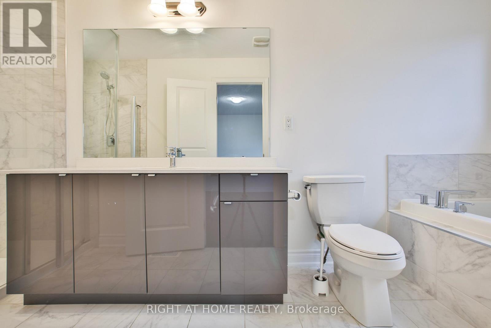 Upper - 25 Hubbell Road, Brampton, Ontario  L6Y 1P3 - Photo 33 - W13114442