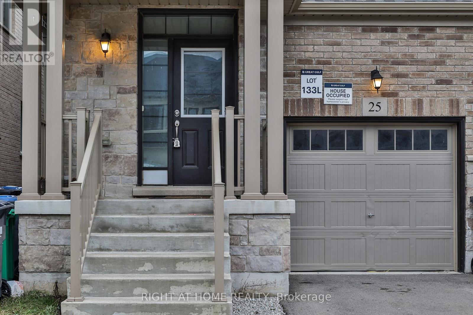 Upper - 25 Hubbell Road, Brampton, Ontario  L6Y 1P3 - Photo 5 - W13114442