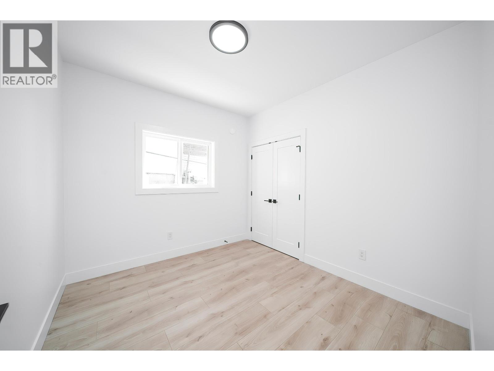 8014 11th Avenue, Burnaby, British Columbia  V3N 2N7 - Photo 36 - R3122412