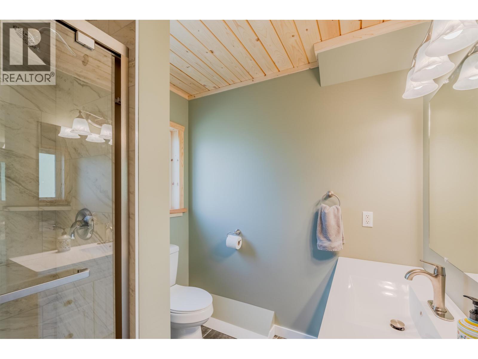 3382 Bradley Creek Road, Forest Grove, British Columbia  V0K 1M0 - Photo 24 - R3122453
