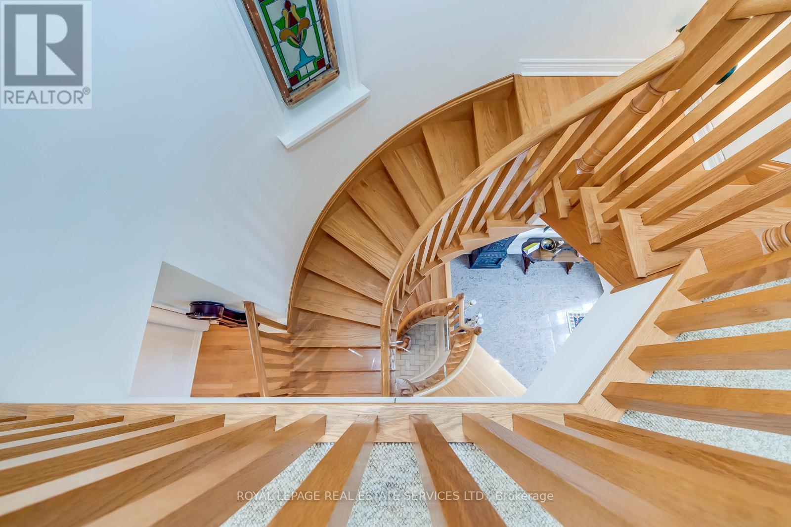 175 La Rose Avenue, Toronto, Ontario  M9P 3W1 - Photo 25 - W13077748