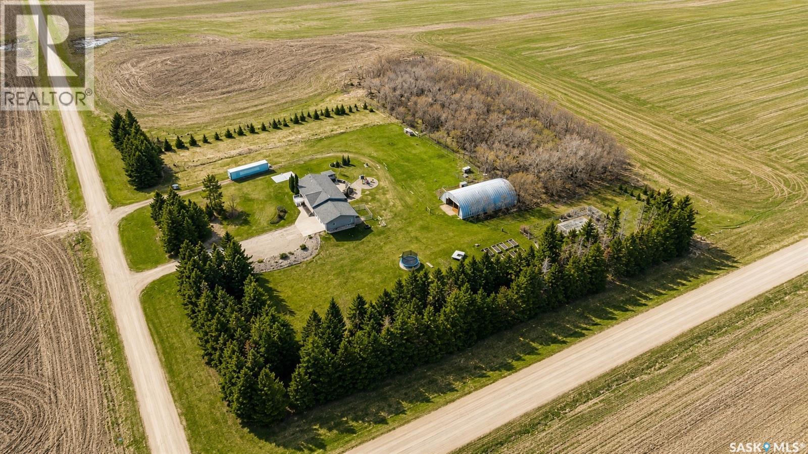 Rm Of Mcleod Acreage, Mcleod Rm No. 185, Saskatchewan  S0A 2B0 - Photo 2 - SK035681