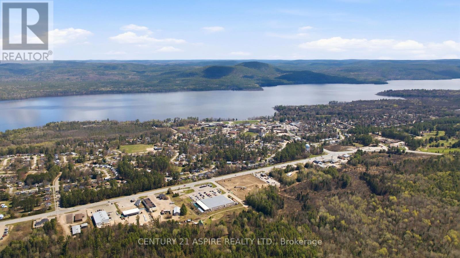 21 Rutherford Avenue, Deep River, Ontario  K0J 1P0 - Photo 3 - X13114490
