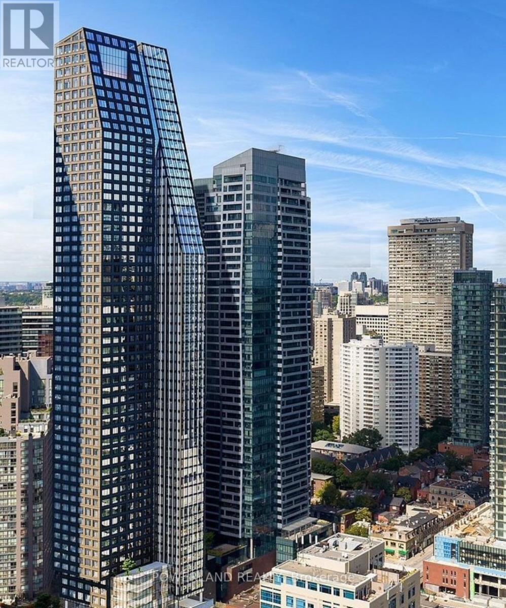 4212 - 8 WELLESLEY STREET W, Toronto, Ontario