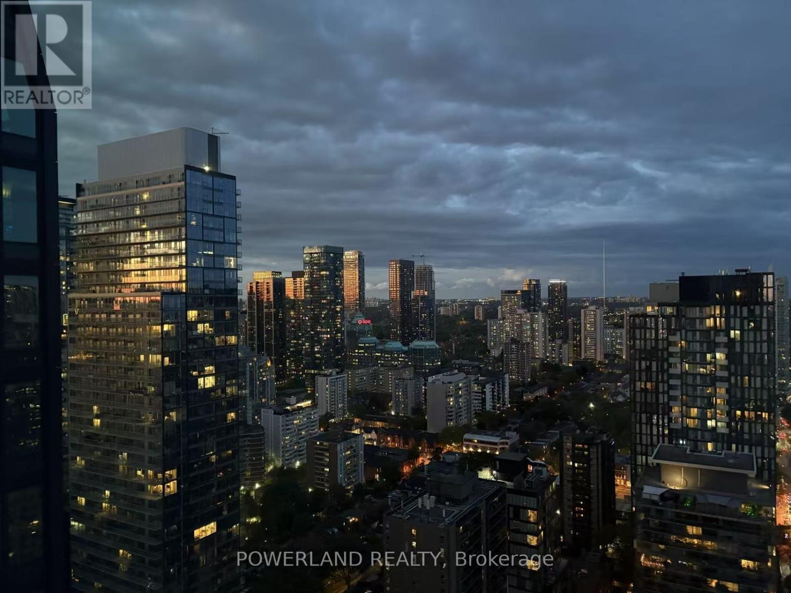 4212 - 8 Wellesley Street W, Toronto, Ontario  M4Y 0J5 - Photo 2 - C13114512
