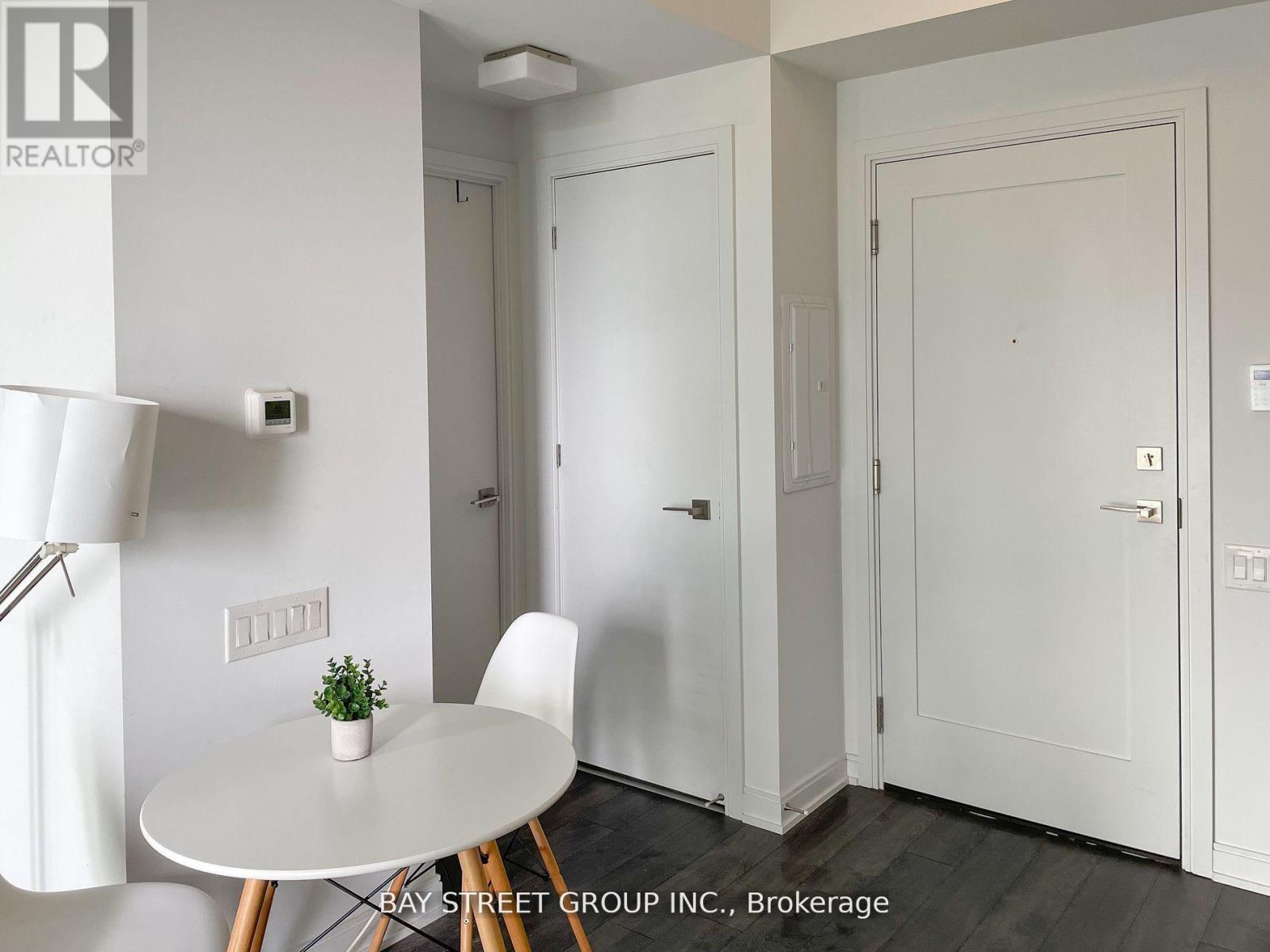 2704 - 50 Charles Street E, Toronto, Ontario  M4Y 0C3 - Photo 5 - C13114534