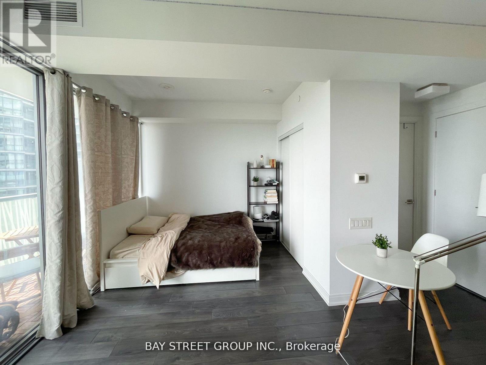 2704 - 50 Charles Street E, Toronto, Ontario  M4Y 0C3 - Photo 6 - C13114534