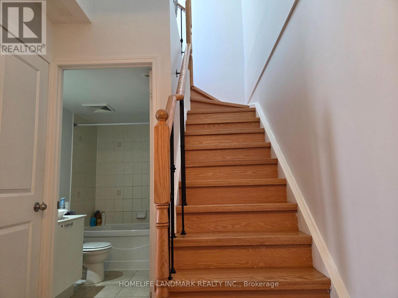 2 - 74 Munro Street, Toronto, Ontario  M4M 2S9 - Photo 27 - E13114522