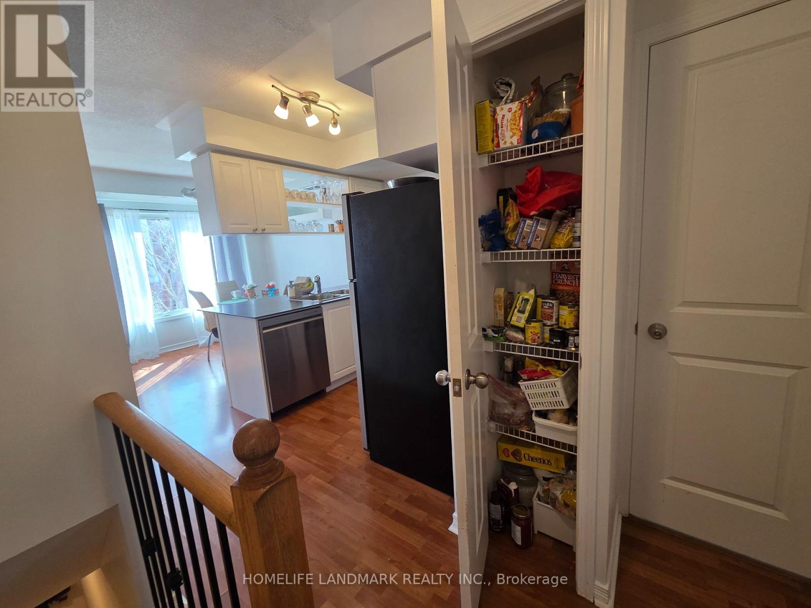 2 - 74 Munro Street, Toronto, Ontario  M4M 2S9 - Photo 7 - E13114522